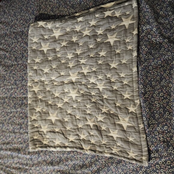 NWOT Ntbay Toddler Blanket - Picture 1 of 2